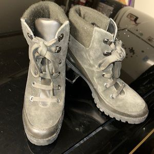 UGG Boots. Brand New. Worn Once Tory Burch has a similar 2022 boot
